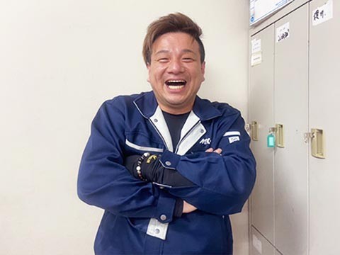 課長：山内です！やるのも見るのも好きなものは野球です☆